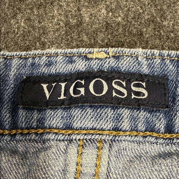 Vigoss Light Wash Denim Shorts - Picture 3 of 7